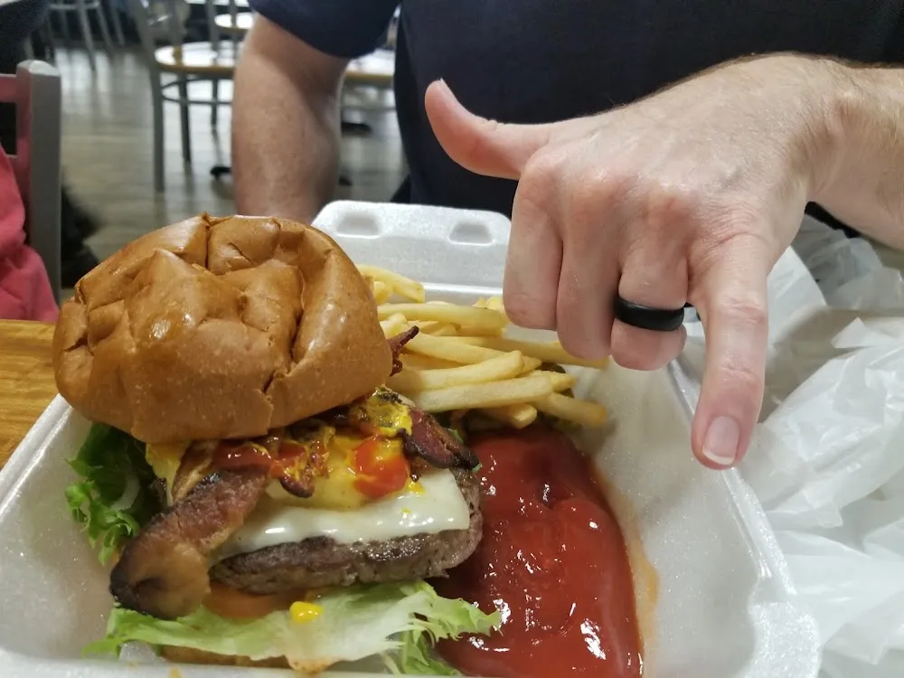 Plantation Burger Stinger Ray's